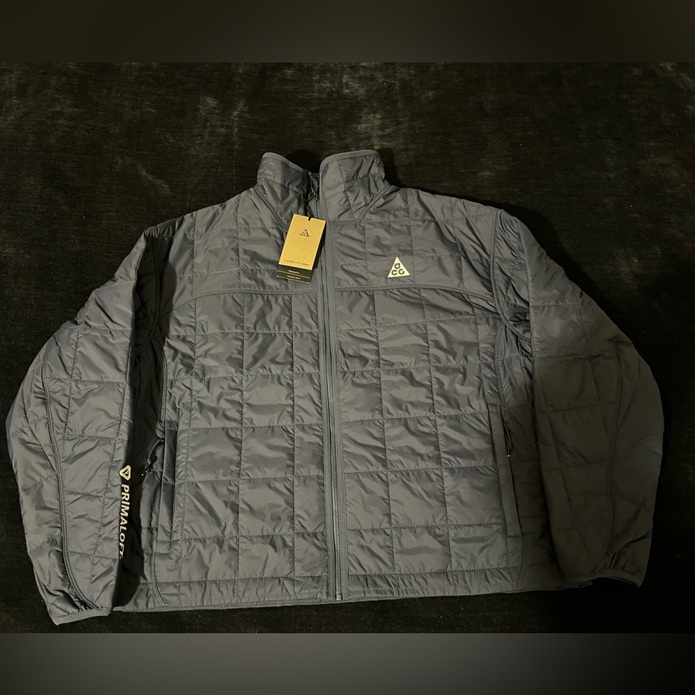Nike ACG "Rope de Dope"
Women's Therma-FIT ADV Quilted Jacket